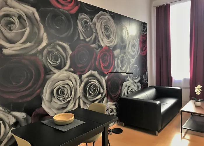 & Near Reumannplatz